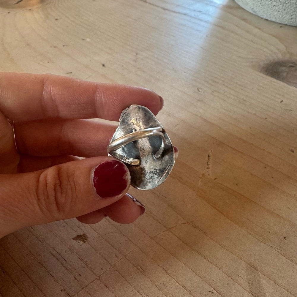 Silver Feather Turquoise Ring // Size 6 - Picture 3 of 5
